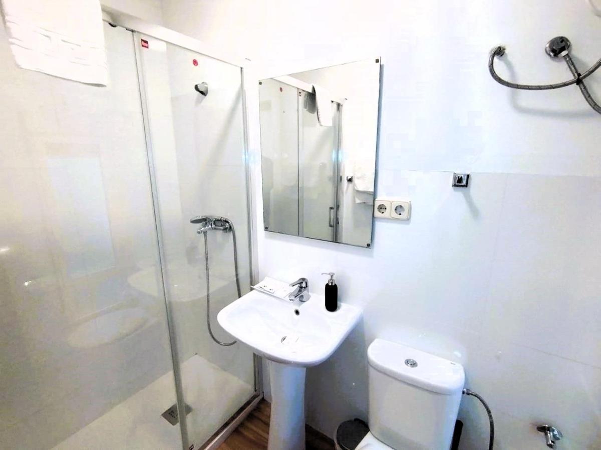 Puerta Del Sol - Apartamento Para 6 Мадрид Экстерьер фото